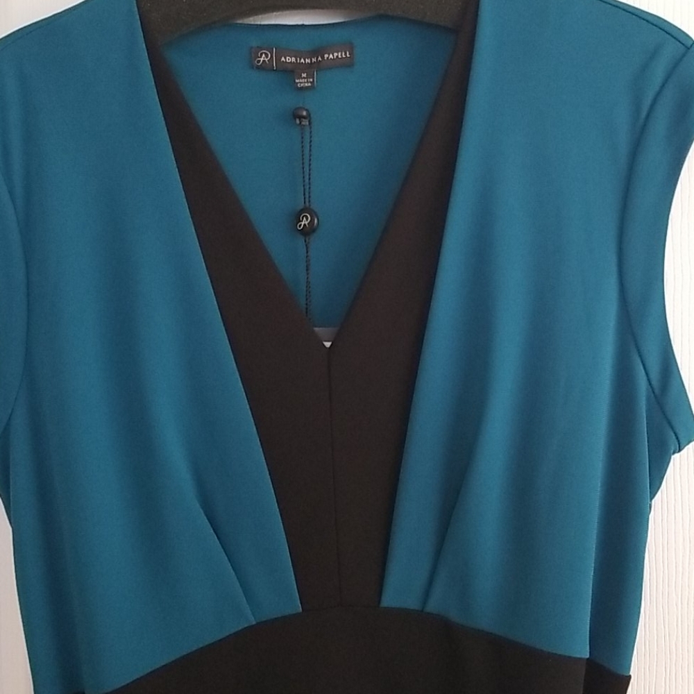 Dress - Picture 2 of 9
